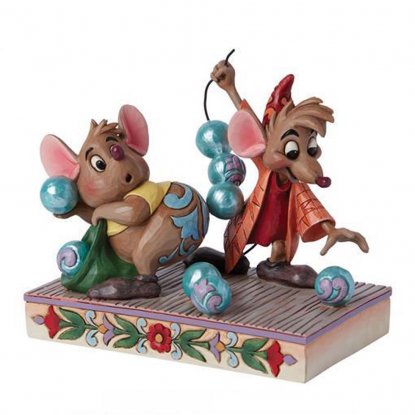 Disney-figurene Jack og Gus rydder opp