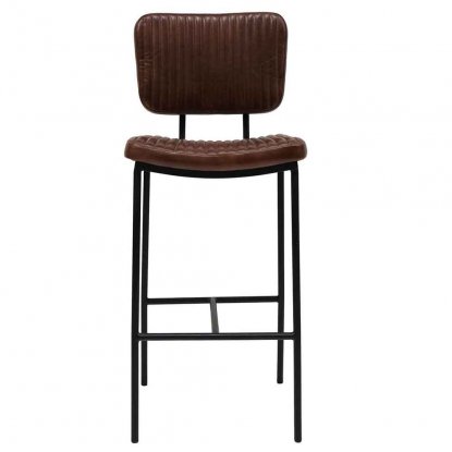 Barstol Astoria med quiltet skinn fra Trademark Living