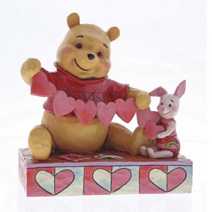 Disney-figur: Winnie the Pooh og Piglet pynter