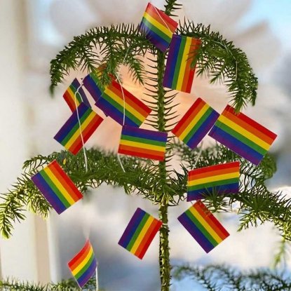 Pride-flagggirland