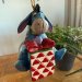 Disney-figur: Julepynt – Ior med pakke