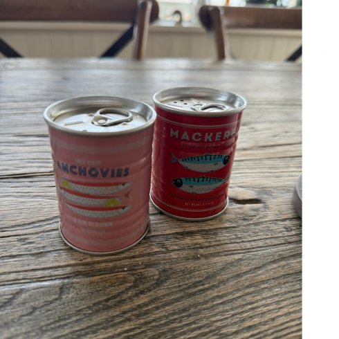 Salt- og pepperbøtter av metall Fish