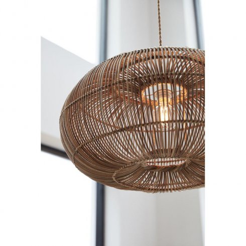 Zuri taklampe, håndflettet naturrotting, 61 cm – Pr Home