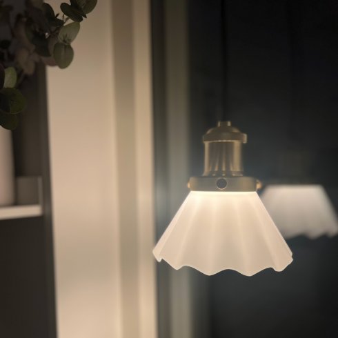 August vinduslampe, Opal, bølget, 15 cm – Pr Home