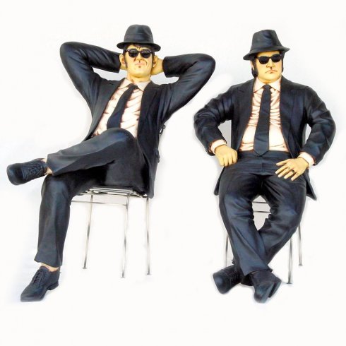 Statuer av Blues Brothers som sitter
