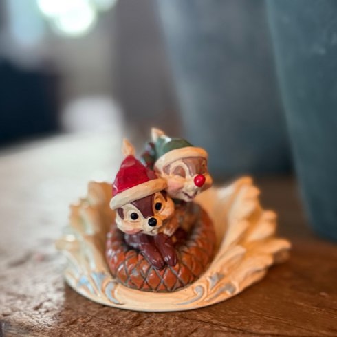 Disney-figur: Piff & Puff på bakken
