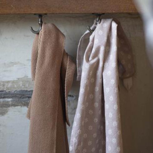 Dobbelthake til montering under hyllen – Antikk messing