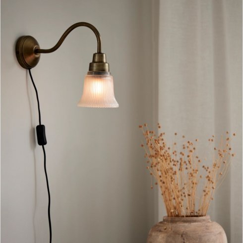 Emmi vegglampe, antikmessing, 34 cm – Pr Home