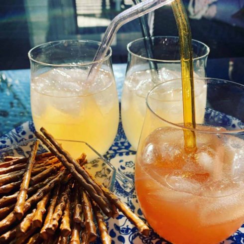 Glassrør med bøy – Oransje
