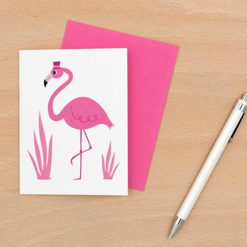 Kort til bursdagen til en gutt med flamingo