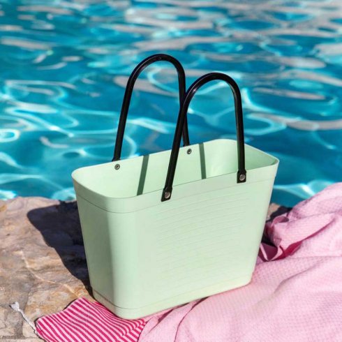 Hinza-veske, liten, lysegrønn – Green Plastic