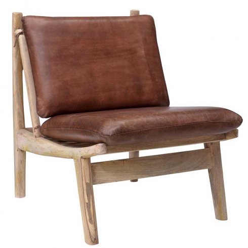 Loungestol med tre og skinnputer fra Trademark Living