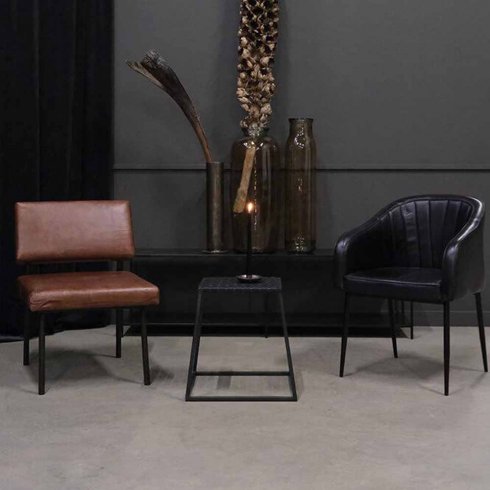 Spisestol Queens i svart skinn fra Trademark Living