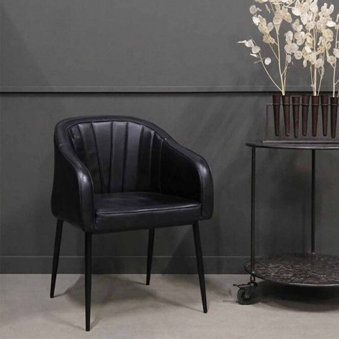 Spisestol Queens i svart skinn fra Trademark Living