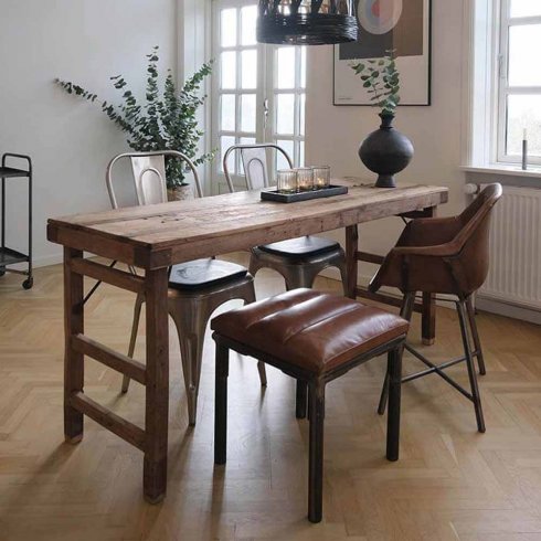 Pall i jern og lær fra Trademark Living
