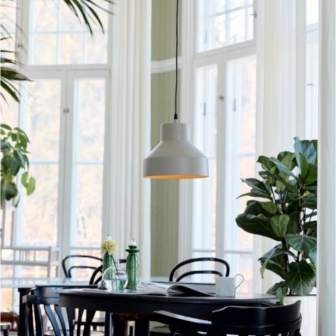 Solo taklampe, matt beige, 26 cm – Pr Home