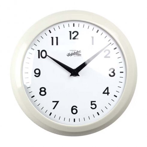 Veggklokke fra Urfabriken, Ø 24 cm, kremfarget